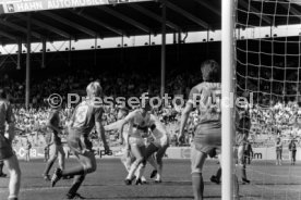 23.04.88 VfB Stuttgart - Bayer 05 Uerdingen