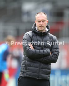 Fu&szlig;ball  2.Bundesliga Holstein Kiel vs. VfB Stuttgart