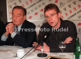 VfB Stuttgart li. Gerhard Mayer-Vorfelder re. Ralf Rangnick Foto Rudel
