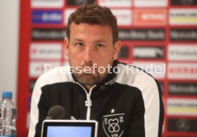 VfB Stuttgart Pressekonferenz Markus Weinzierl