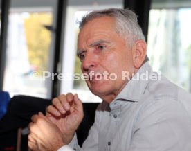 VfB Stuttgart Wolfgang Dietrich