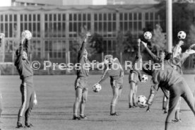 13.10.83 VfB Stuttgart Training