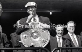 17.05.1992 VfB Stuttgart Meisterschaft Empfang im Stadion