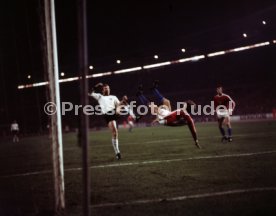 17.11.76 Deutschland - Tschechoslowakei