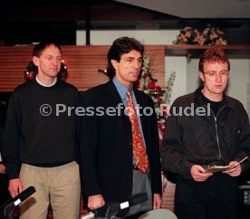 VfB Stuttgart v.l. Peter Starzmann, Rainer Adrion, Ralf Rangnick Foto Rudel