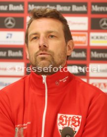 VFB Stuttgart Pressekonferenz mit Trainer Markus Weinzierl