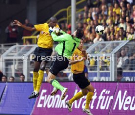 Borussia Dortmund - VFB Stuttgart / Tor 2:0 durch Santana