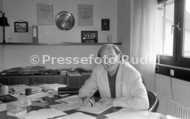 02.04.90 VfB Stuttgart Dieter Hoene&szlig;
