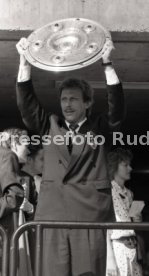 17.05.1992 VfB Stuttgart Meisterschaft Empfang im Stadion