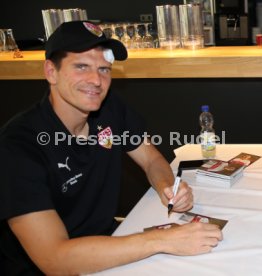 VfB Stuttgart Fritzle Club Autogrammstunde