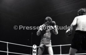 02.12.83 Boxen Rene Weller