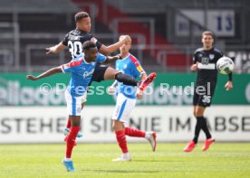 Fu?ball  2.Bundesliga Holstein Kiel vs. VfB Stuttgart