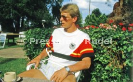03.06.86 DFB Quartier Galindo