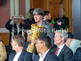11.05.26 DFB-Pokal Finale 2025/26 Cup Handover
