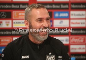 VFB Stuttgart PK Trainer Tim Walter