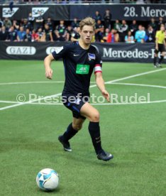 Mercedes-Benz JuniorCup 2018