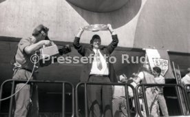 17.05.1992 VfB Stuttgart Meisterschaft Empfang im Stadion