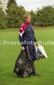 04.10.99 U17 DFB Fototermin