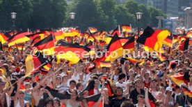 30.06.06 Stuttgart Schlossplatz Fussball WM 2006 Public Viewing