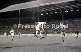 VfB Stuttgart - SSV Jahn Regensburg