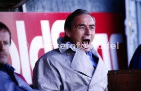 23.04.88 VfB Stuttgart - Bayer 05 Uerdingen