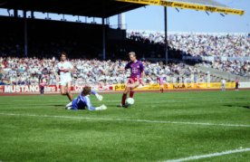 23.04.88 VfB Stuttgart - Bayer 05 Uerdingen