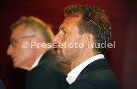 VfB Stuttgart PK Vorstellung Trainer Weinzierl