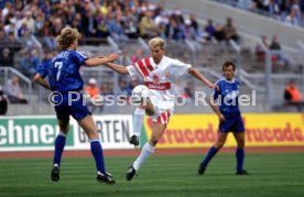 VfB Stuttgart FC Schalke 04 Ingo Anderbr&cedil;gge li Schalke und Alexander Strehmel Stuttgart