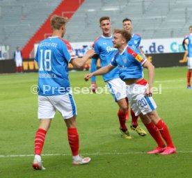 Fu&szlig;ball  2.Bundesliga Holstein Kiel vs. VfB Stuttgart