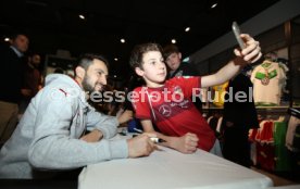 VfB Stuttgart Autogrammstunde