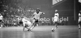 23.02.83 Fussball Prominentenspiel
