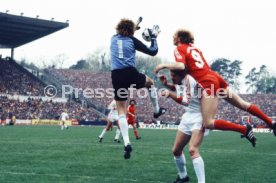 01.05.82 DFB-Pokal Finale 1982 FC Bayern M&uuml;nchen - 1. FC N&uuml;rnberg