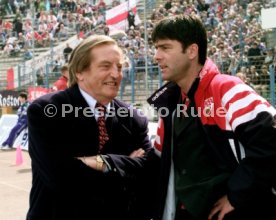 FC Hansa Rostock-VfB Stuttgart 1:1 li. Pr&auml;sident Gerhard Mayer-Vorfelder re. Trainer Joachim L&ouml;w Foto Rudel