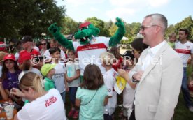 21.08.22 VfB Stuttgart Fritzle 30. Geburtstag Wilhelma