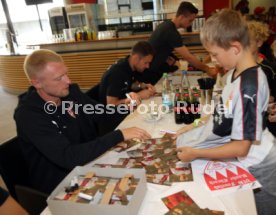 VfB Stuttgart Fritzle Club Autogrammstunde