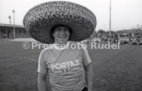 16.10.85 Vorstellung WM M&uuml;nzen 1986 und Prominentenspiel