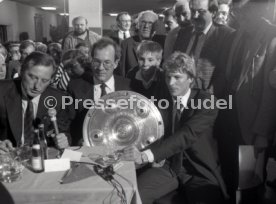 26.05.1984 VfB Stuttgart Meisterschaft 1984 Empfang Rathaus