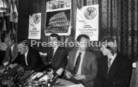 10.04.90 DFB Pressekonferenz