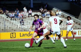 23.04.88 VfB Stuttgart - Bayer 05 Uerdingen