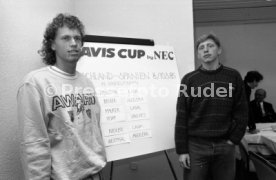 10.03.85 Tennis Davis Cup Deutschland - Spanien<