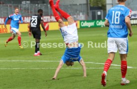 Fu&szlig;ball  2.Bundesliga Holstein Kiel vs. VfB Stuttgart