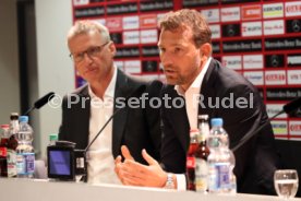 VfB Stuttgart PK Vorstellung Trainer Weinzierl
