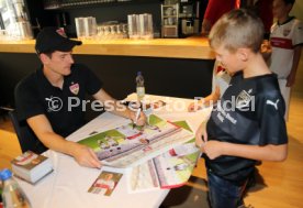 VfB Stuttgart Fritzle Club Autogrammstunde