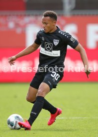 Fu?ball  2.Bundesliga Holstein Kiel vs. VfB Stuttgart