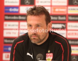 VfB Stuttgart Pressekonferenz Markus Weinzierl