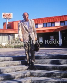 16.01.90 VfB Stuttgart PK Vorstellung Manager Hoene&szlig;