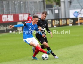 Fu&szlig;ball  2.Bundesliga Holstein Kiel vs. VfB Stuttgart