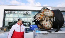 VfB Stuttgart Abflug Kurztrainingslager Mallorca am Flughafen Stuttgart