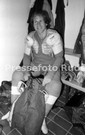 04.03.83 Fussball Buffy Ettmayer