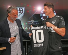 VfB Stuttgart Vorstellung Neues Ausw&auml;rtstrikot